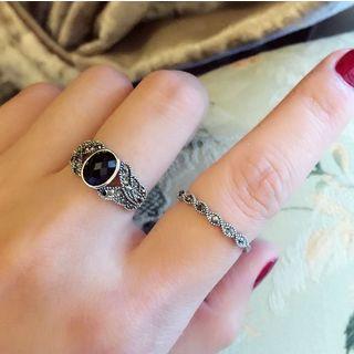 Onyx Ring