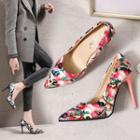Flower Print Pointy-toe Pumps