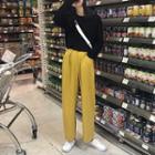 Long-sleeve T-shirt / Straight-cut Pants