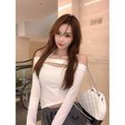 Halter-neck Cutout Cropped T-shirt