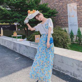 Set: Elbow-sleeve T-shirt + Floral Print Maxi A-line Skirt