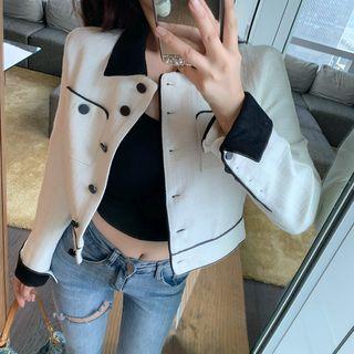 Contrast-lining Buttoned Jacket