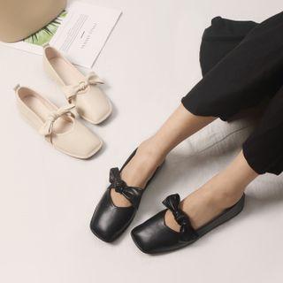 Square-toe Bow Mary Jane Flats