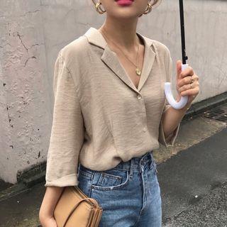 3/4 Sleeve V-neck Shirt