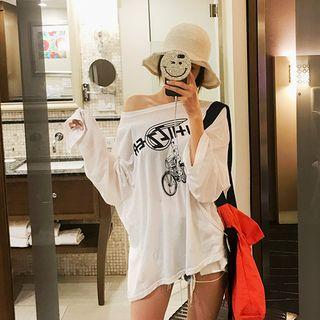 Long-sleeve Graphic Oversized T-shirt