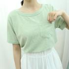 Pocket-front Round-neck T-shirt