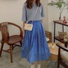 Short-sleeve T-shirt / Floral A-line Midi Skirt