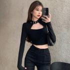 Long-sleeve Plain Cutout Cropped Top Black - One Size
