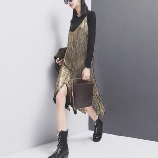 Slit-hem Sleeveless Dress