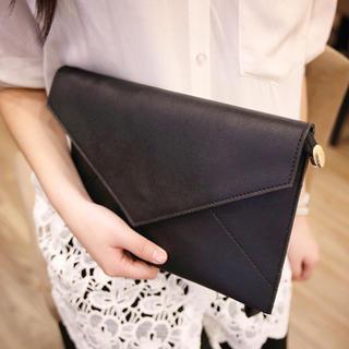 Envelop Clutch