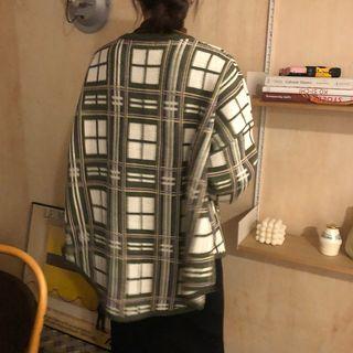 Button-down Loose-fit Knit Top