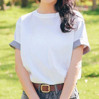 Short-sleeve Contrast Panel T-shirt