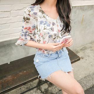 V-neck 3/4-sleeve Floral Print Chiffon Top