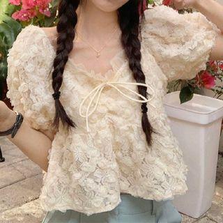 Puff-sleeve Flower Detail Blouse
