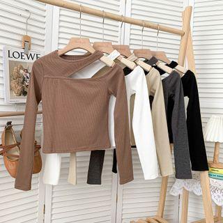 Details Cutout Crop T-shirt In 12 Colors
