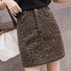 Leopard Print Mini Fitted Skirt