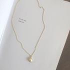 Small Faux-pearl Pendant Necklace Gold -