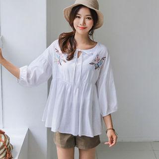 Balloon-sleeve Flower-embroidered Empire Top