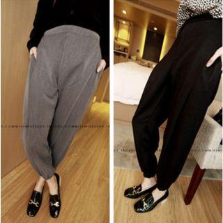 Gathered Tapered Pants