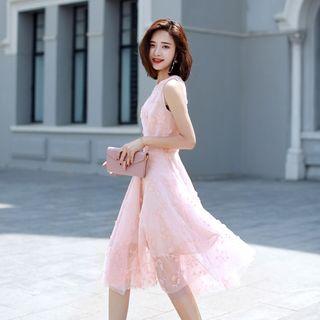 Embroidered Sleeveless A-line Midi Dress