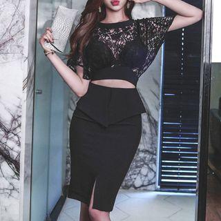 Mock Two-piece Short-sleeve Lace Panel Sheath Dress