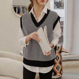 V-neck Herringbone Sweater Vest