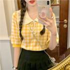 Short-sleeve Wide Collar Gingham Check Knit Top
