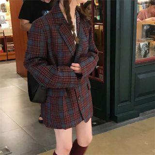 Single Breasted Blazer / High-waist Plaid Skirt