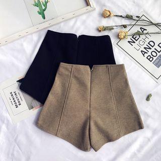 Asymmetric A-line Woolen Shorts