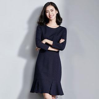 Ruffle Hem Plaid Long-sleeve A-line Dress