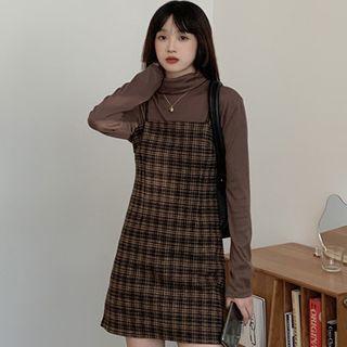 Mock-neck Top / Spaghetti Strap Plaid Dress