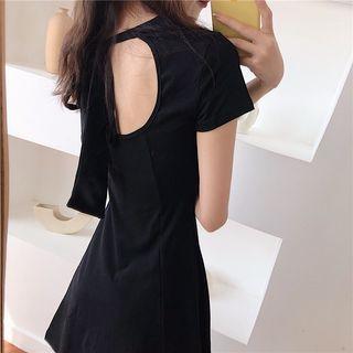Short-sleeve Open Back A-line Mini T-shirt Dress