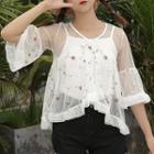 Set: Lace Trim Embroidered Elbow-sleeve Top + Camisole Top