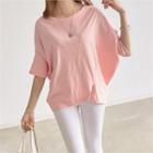 Dolman-sleeve Slit-front T-shirt