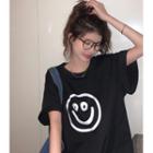 Short-sleeve Smiley Print Loose-fit T-shirt