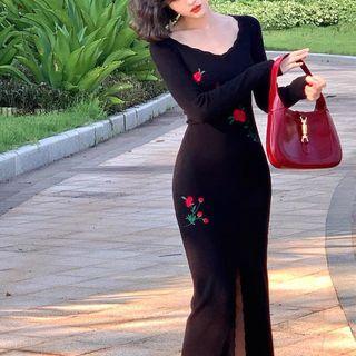 Rose Embroidered Front-slit Sleeveless Dress
