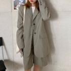 Single Breasted Oversize Blazer / High-waist Plain Dress Shorts
