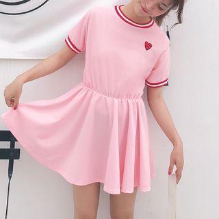 Short-sleeve Heart A-line Dress