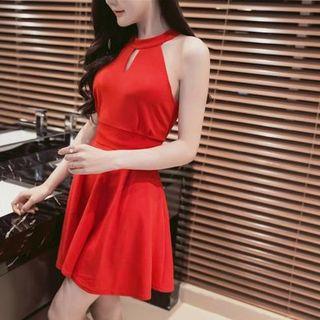 Keyhole Neck Sleeveless Dress