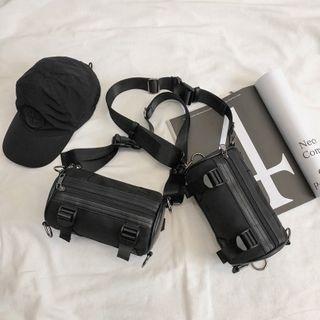 Plain Zip Barrel Bag Black - One Size