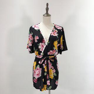 Floral Print Eyelet Lace Trim Short-sleeve Playsuit