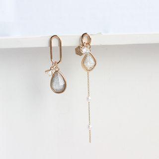 Non-matching Drop Earring / Clip-on Earring