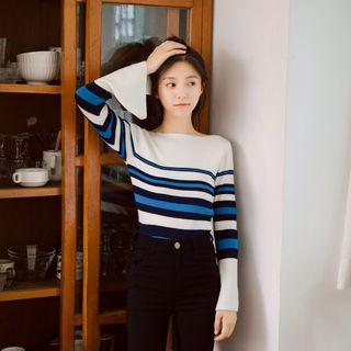 Contrast Stripe Slit-sleeve Knit Top