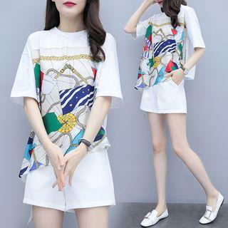 Set: Short-sleeve Printed T-shirt + Plain Shorts