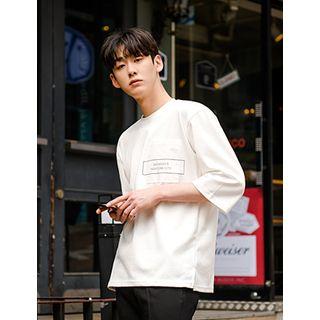 Lettering Pocket-front Boxy T-shirt