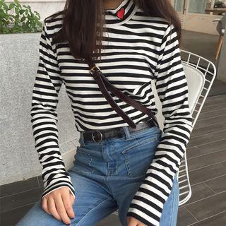 Turtleneck Printed Tee