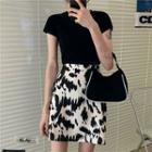 Short-sleeve Cropped Top / Printed Mini A-line Skirt