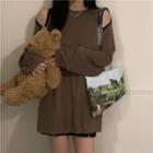 Cold-shoulder Plain Long T-shirt