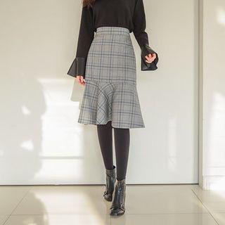 Band-waist Ruffle-hem Plaid Midi Skirt