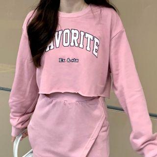 Lettering Cropped Sweatshirt / Mini Pencil Skirt
